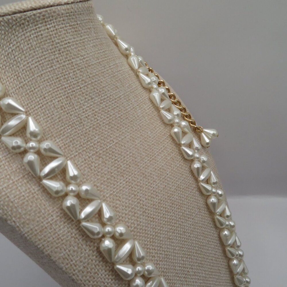 Vintage Hong Kong Faux Pearl Necklace or Belt - Picture 3 of 11